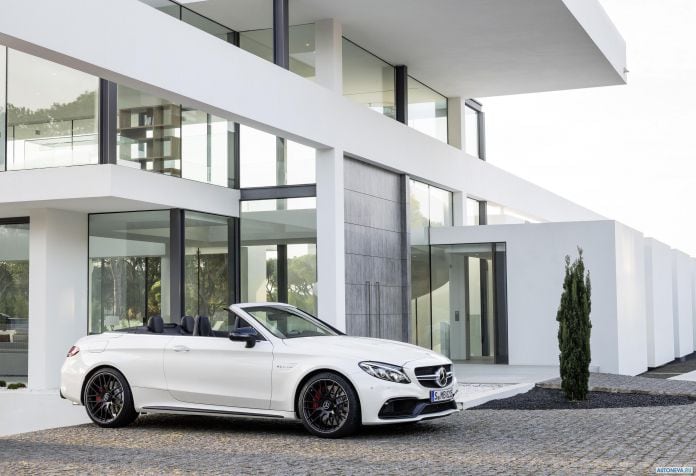 2016 Mercedes-Benz C63 AMG Cabriolet - фотография 13 из 18 2016 Mercedes-Benz C63 AMG Cabriolet - фотография 13 из 18