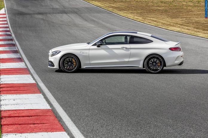 2016 Mercedes-Benz C63 AMG Coupe - фотография 3 из 29