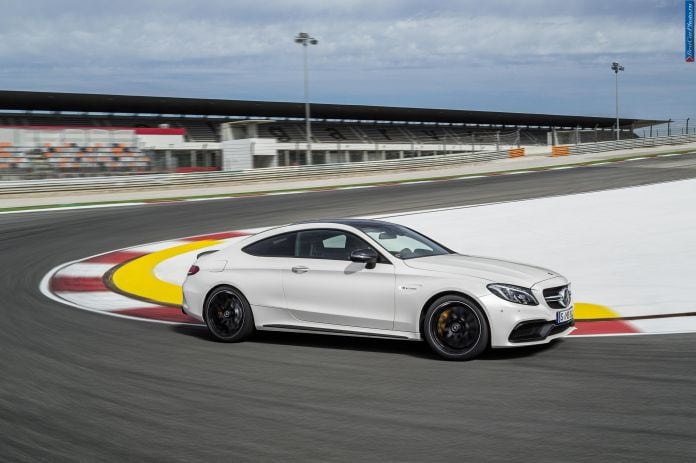 2016 Mercedes-Benz C63 AMG Coupe - фотография 12 из 29 2016 Mercedes-Benz C63 AMG Coupe - фотография 12 из 29