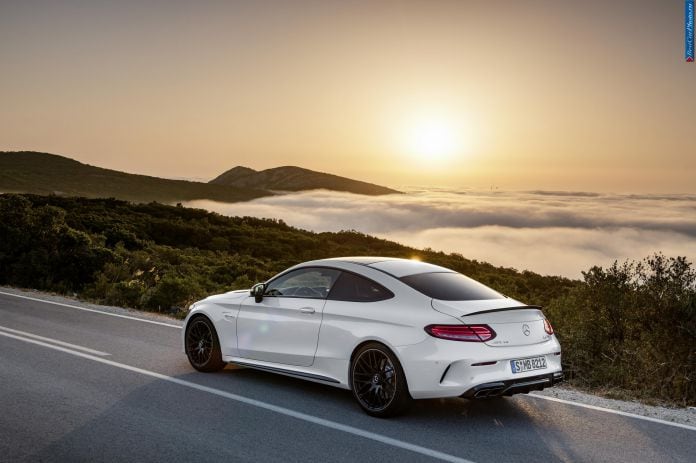 2016 Mercedes-Benz C63 AMG Coupe - фотография 17 из 29 2016 Mercedes-Benz C63 AMG Coupe - фотография 17 из 29