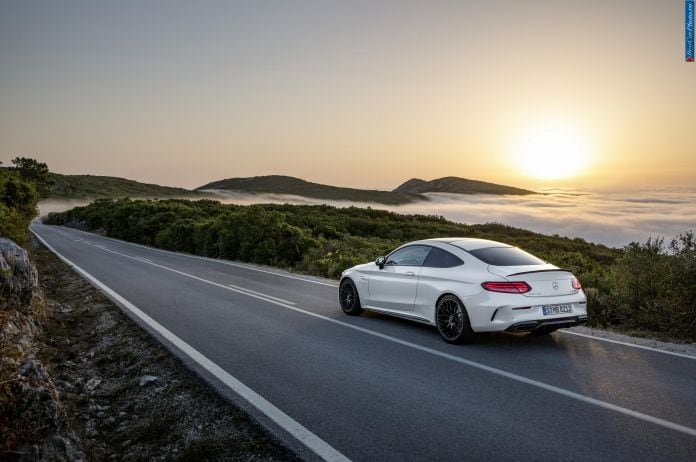 2016 Mercedes-Benz C63 AMG Coupe - фотография 18 из 29 2016 Mercedes-Benz C63 AMG Coupe - фотография 18 из 29