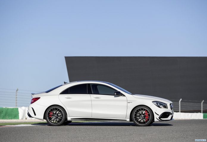 2016 Mercedes-Benz CLA-class - фотография 8 из 17
