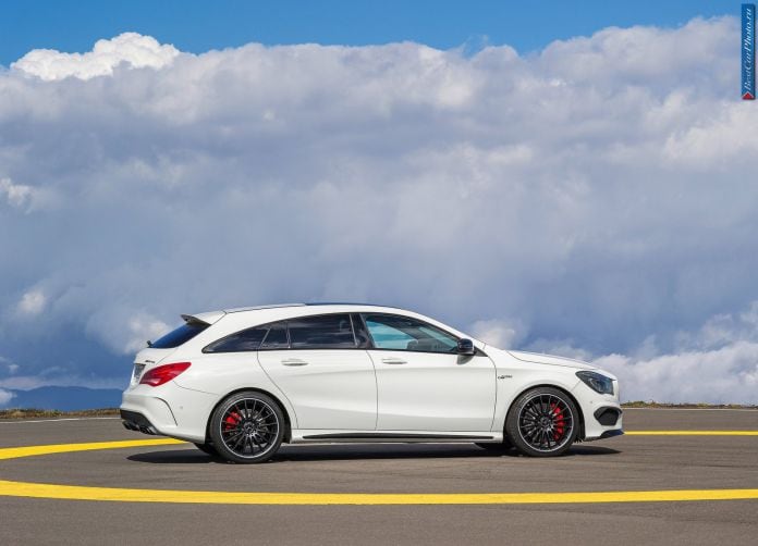 2015 Mercedes-Benz CLA 45 AMG Shooting Brake - фотография 18 из 62 2015 Mercedes-Benz CLA 45 AMG Shooting Brake - фотография 18 из 62