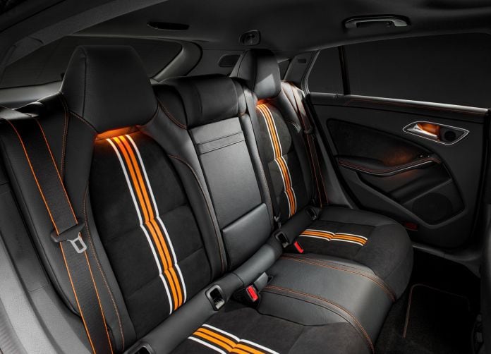 2016 Mercedes-Benz CLA Shooting Brake - фотография 36 из 39