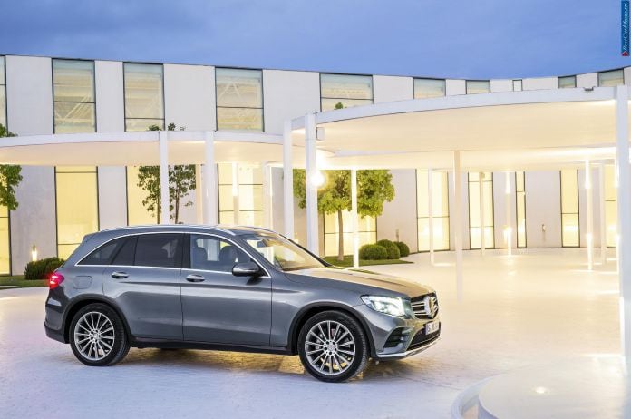 2016 Mercedes-Benz GLC - фотография 9 из 55