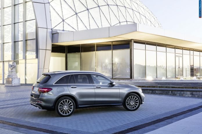 2016 Mercedes-Benz GLC - фотография 11 из 55