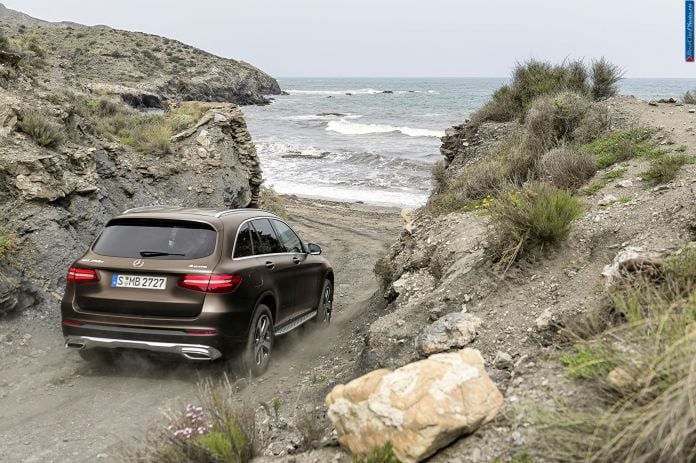 2016 Mercedes-Benz GLC - фотография 25 из 55