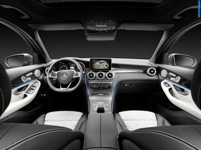 2016 Mercedes-Benz GLC - фотография 39 из 55
