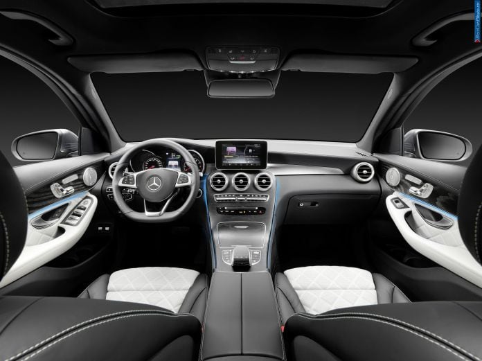 2016 Mercedes-Benz GLC - фотография 40 из 55