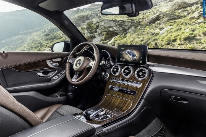 2016 Mercedes-Benz GLC - фотография 42 из 55