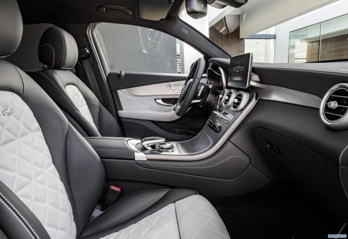 2016 Mercedes-Benz GLC Coupe - фотография 35 из 37 2016 Mercedes-Benz GLC Coupe - фотография 35 из 37