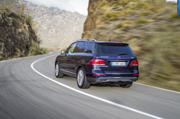 2016 Mercedes-benz GLE - фотография 2 из 44
