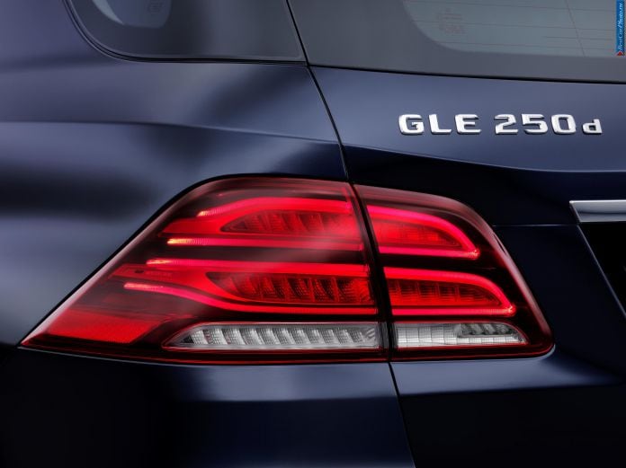 2016 Mercedes-benz GLE - фотография 33 из 44 2016 Mercedes-benz GLE - фотография 33 из 44