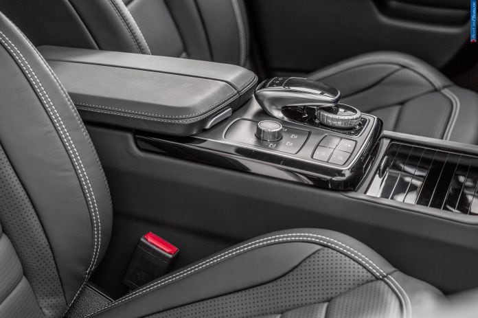 2016 Mercedes-benz GLE 63 AMG - фотография 19 из 21 2016 Mercedes-benz GLE 63 AMG - фотография 19 из 21