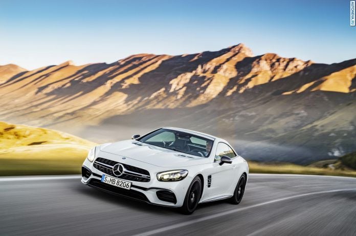 2016 Mercedes-Benz SL63 AMG - фотография 3 из 37