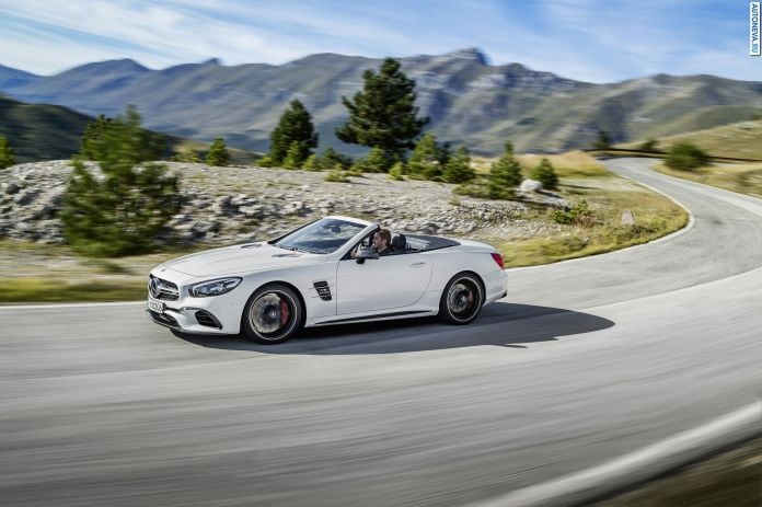 2016 Mercedes-Benz SL63 AMG - фотография 7 из 37 2016 Mercedes-Benz SL63 AMG - фотография 7 из 37