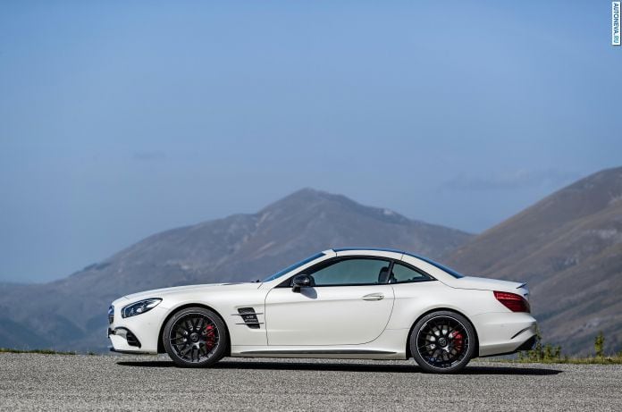 2016 Mercedes-Benz SL63 AMG - фотография 18 из 37 2016 Mercedes-Benz SL63 AMG - фотография 18 из 37
