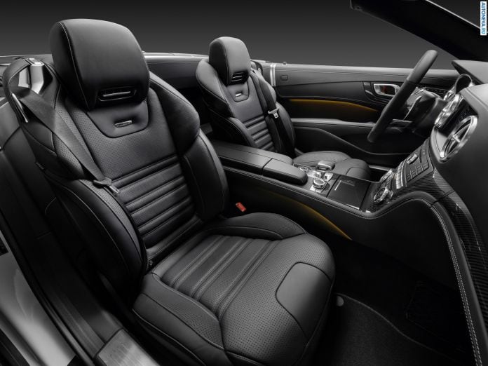 2016 Mercedes-Benz SL63 AMG - фотография 33 из 37