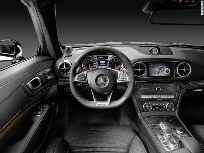 2016 Mercedes-Benz SL63 AMG - фотография 36 из 37 2016 Mercedes-Benz SL63 AMG - фотография 36 из 37