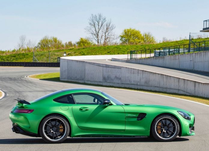 2017 Mercedes-Benz AMG GT R - фотография 19 из 157 2017 Mercedes-Benz AMG GT R - фотография 19 из 157