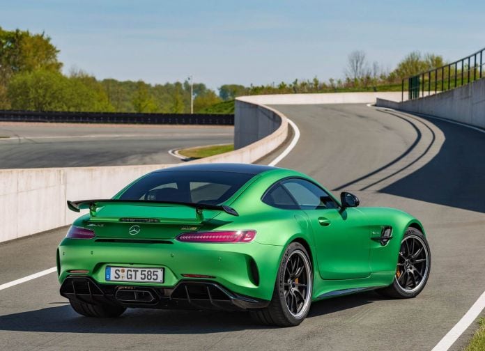 2017 Mercedes-Benz AMG GT R - фотография 21 из 157 2017 Mercedes-Benz AMG GT R - фотография 21 из 157