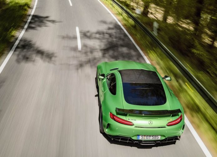 2017 Mercedes-Benz AMG GT R - фотография 38 из 157 2017 Mercedes-Benz AMG GT R - фотография 38 из 157
