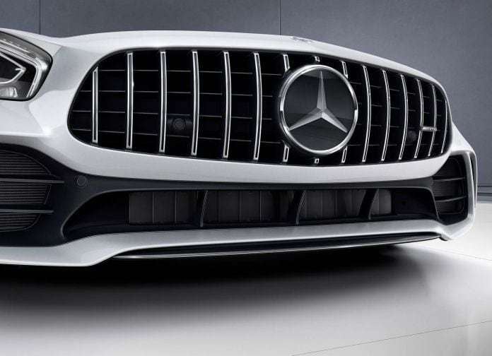 2017 Mercedes-Benz AMG GT R - фотография 42 из 157