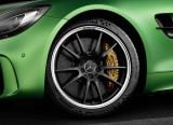 mercedes-benz_2017_amg_gt_r_047.jpg