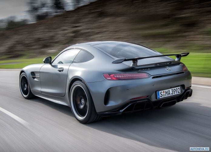 2017 Mercedes-Benz AMG GT R - фотография 74 из 157 2017 Mercedes-Benz AMG GT R - фотография 74 из 157