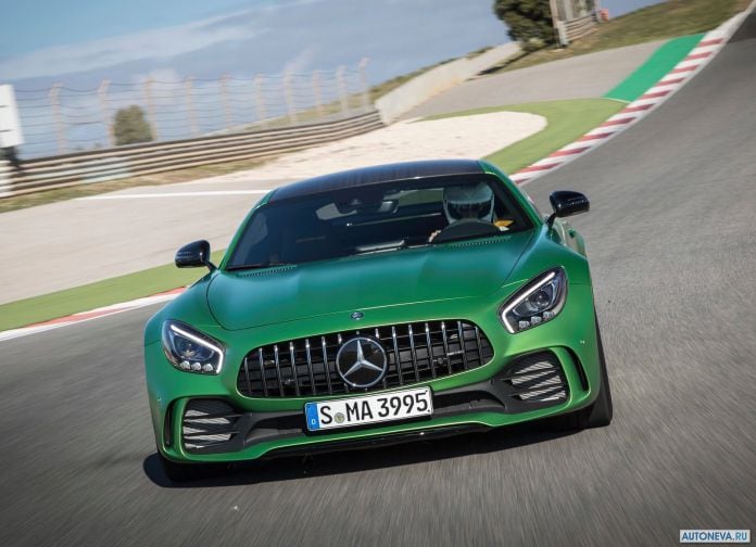 2017 Mercedes-Benz AMG GT R - фотография 83 из 157
