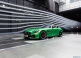 mercedes-benz_2017_amg_gt_r_098.jpg