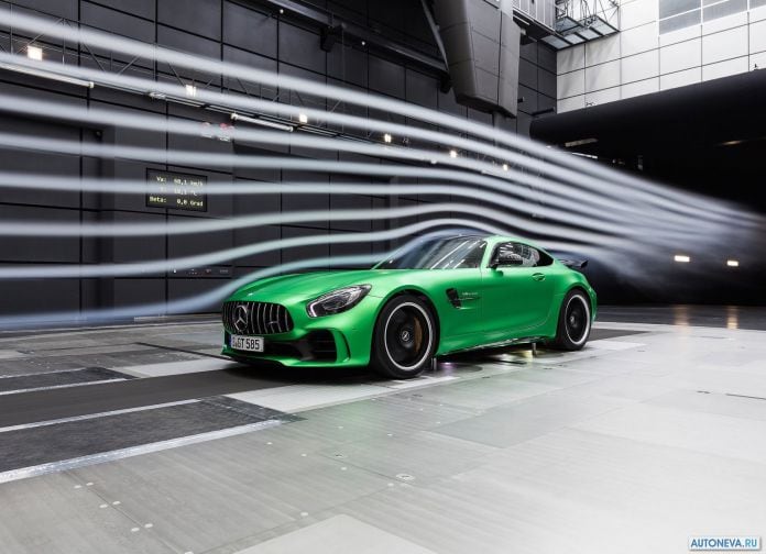 2017 Mercedes-Benz AMG GT R - фотография 98 из 157