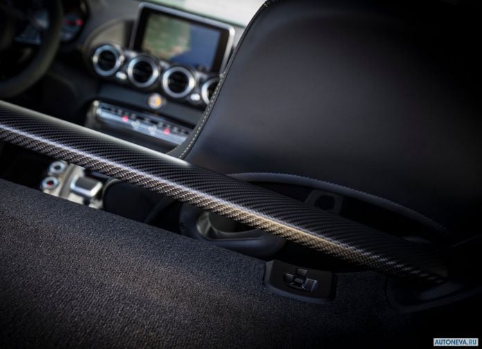 2017 Mercedes-Benz AMG GT R - фотография 113 из 157