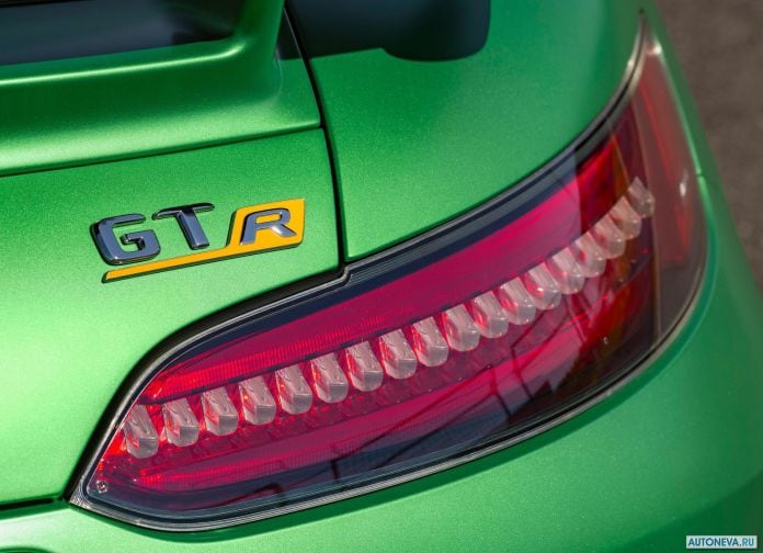 2017 Mercedes-Benz AMG GT R - фотография 126 из 157 2017 Mercedes-Benz AMG GT R - фотография 126 из 157