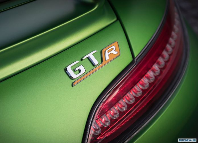 2017 Mercedes-Benz AMG GT R - фотография 140 из 157 2017 Mercedes-Benz AMG GT R - фотография 140 из 157