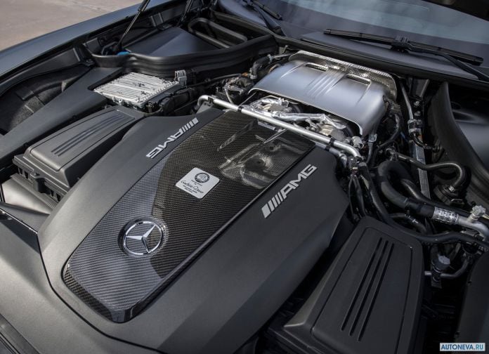 2017 Mercedes-Benz AMG GT R - фотография 146 из 157 2017 Mercedes-Benz AMG GT R - фотография 146 из 157