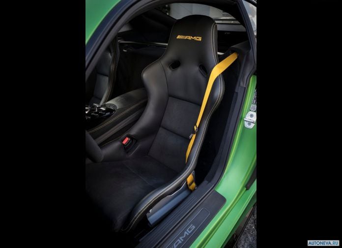 2017 Mercedes-Benz AMG GT R - фотография 150 из 157 2017 Mercedes-Benz AMG GT R - фотография 150 из 157