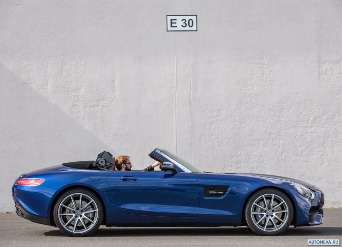 2017 Mercedes-Benz AMG GT Roadster - фотография 12 из 27 2017 Mercedes-Benz AMG GT Roadster - фотография 12 из 27