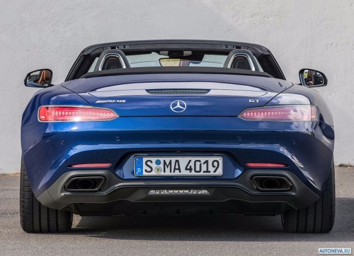 2017 Mercedes-Benz AMG GT Roadster - фотография 19 из 27 2017 Mercedes-Benz AMG GT Roadster - фотография 19 из 27