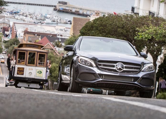 2017 Mercedes-Benz C350E - фотография 13 из 58