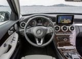 mercedes-benz_2017_c350e_040.jpg