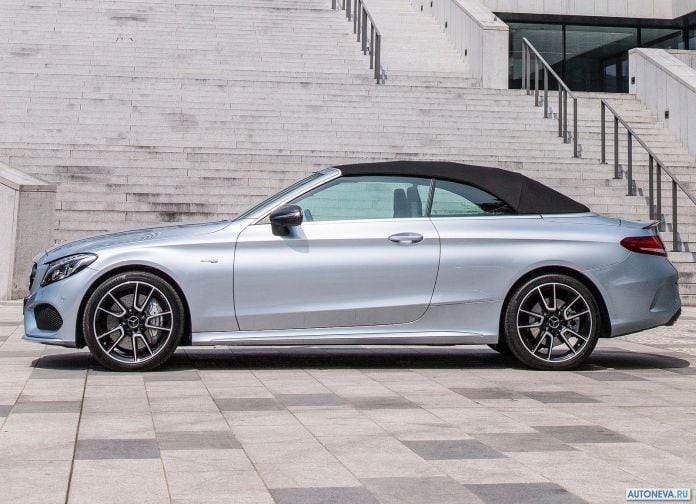 2017 Mercedes-Benz C43 AMG 4matic Cabriolet - фотография 32 из 87 2017 Mercedes-Benz C43 AMG 4matic Cabriolet - фотография 32 из 87