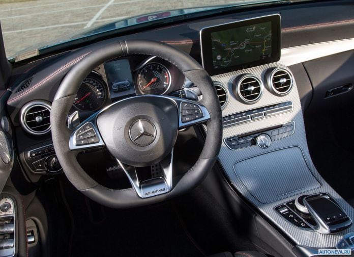 2017 Mercedes-Benz C43 AMG 4matic Cabriolet - фотография 65 из 87 2017 Mercedes-Benz C43 AMG 4matic Cabriolet - фотография 65 из 87
