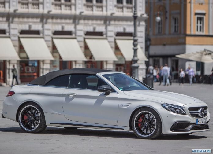 2017 Mercedes-Benz C63 AMG Cabriolet - фотография 28 из 130