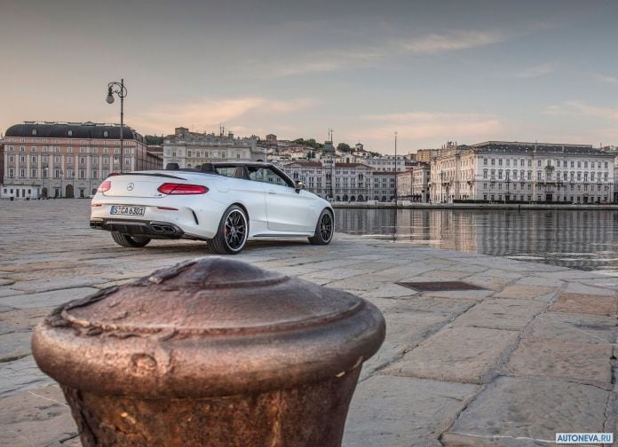 2017 Mercedes-Benz C63 AMG Cabriolet - фотография 55 из 130