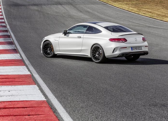 2017 Mercedes-Benz C63 AMG Coupe - фотография 16 из 148 2017 Mercedes-Benz C63 AMG Coupe - фотография 16 из 148