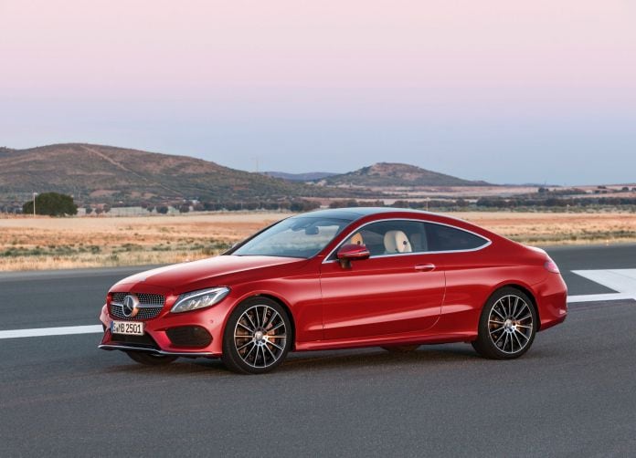 2017 Mercedes-Benz C Class Coupe - фотография 2 из 90 2017 Mercedes-Benz C Class Coupe - фотография 2 из 90