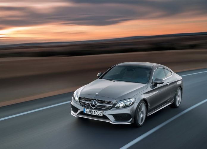 2017 Mercedes-Benz C Class Coupe - фотография 4 из 90
