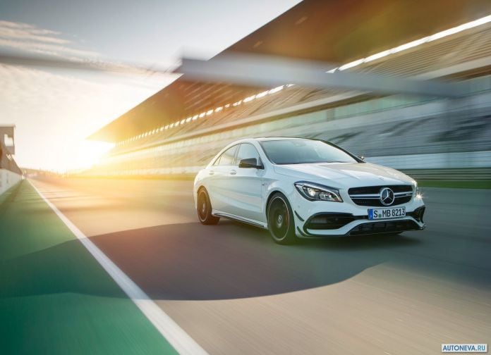 2017 Mercedes-Benz CLA45 AMG - фотография 1 из 12 2017 Mercedes-Benz CLA45 AMG - фотография 1 из 12