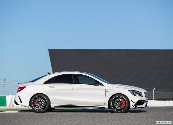 2017 Mercedes-Benz CLA45 AMG - фотография 6 из 12 2017 Mercedes-Benz CLA45 AMG - фотография 6 из 12
